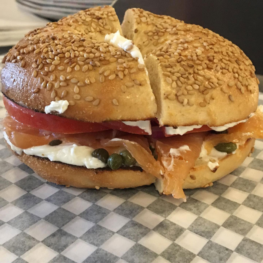 Cream-Cheese-Begel Home